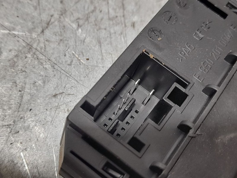 Recambio de elevalunas trasero izquierdo para volkswagen polo (6r1) 5 puertas referencia OEM IAM 6R0959811N  ELECTRICO