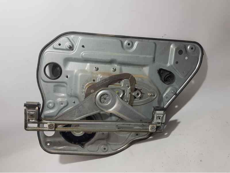 Recambio de elevalunas trasero izquierdo para volvo v50 familiar 2.4 kinetic referencia OEM IAM 0578944  ELECTRICO BROSE 14 PINS