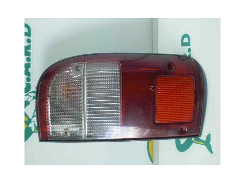 Recambio de piloto trasero derecho para toyota hilux 4x4 doble cabina referencia OEM IAM   