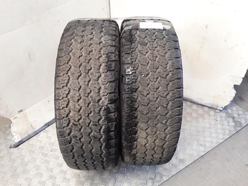 Recambio de neumatico pareja para neumaticos reutilizados - referencia OEM IAM 2557018116H GOODYEAR 2557018116H