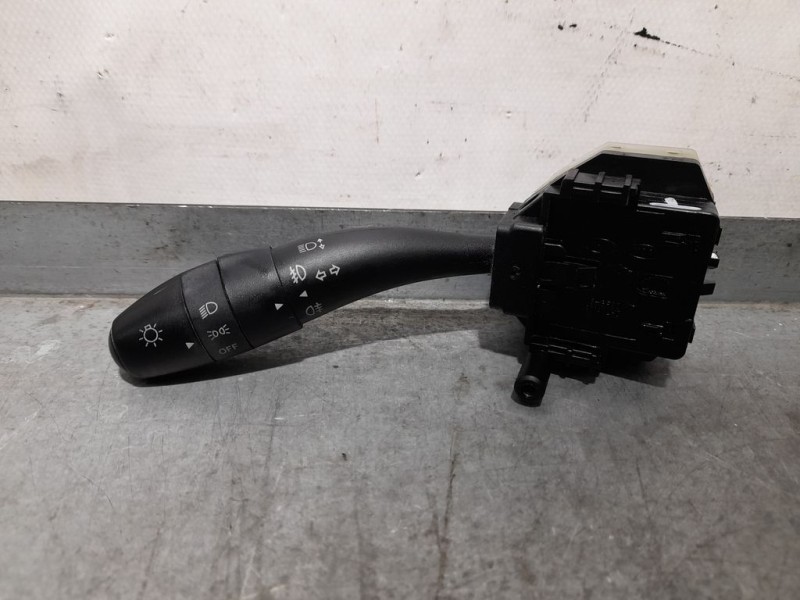 Recambio de mando luces para hyundai i30 classic referencia OEM IAM 934102R030  