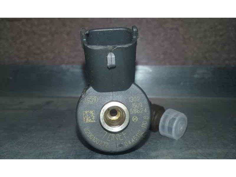 Recambio de inyector para renault laguna ii (bg0) 1.9 dci diesel cat referencia OEM IAM 8200100272 0445110110B BOSCH