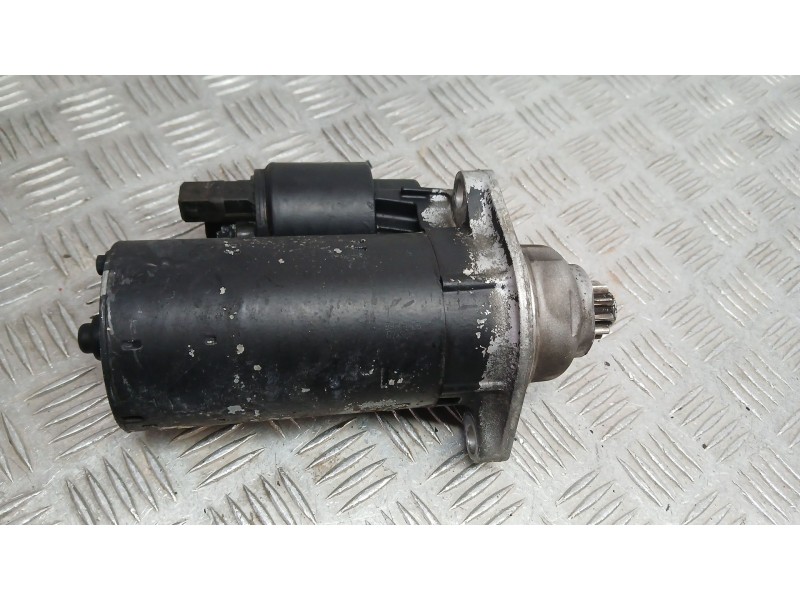 Recambio de motor arranque para volkswagen golf iv (1j1) 1.9 tdi referencia OEM IAM 02A911023R BOSCH 0001125012