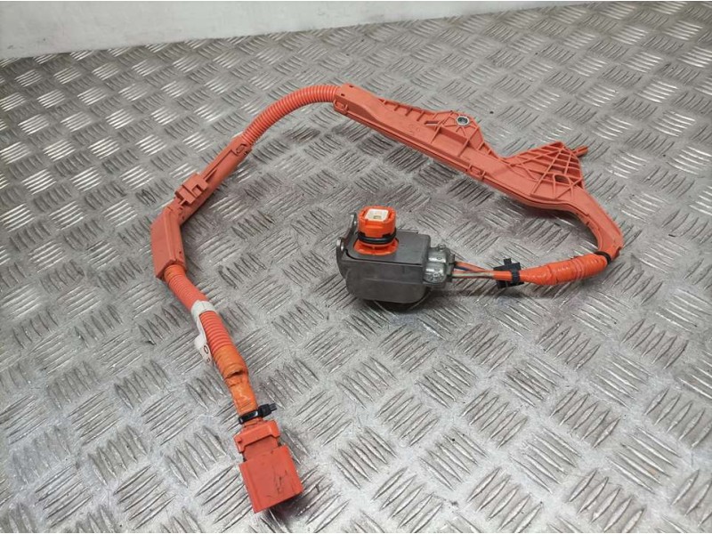 Recambio de modulo electronico para toyota c-hr hybrid advance referencia OEM IAM 821H276010  CABLES BATERIA HIBRIDA