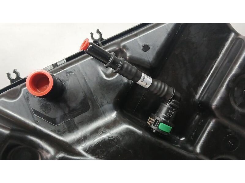 Recambio de deposito adblue para bmw x3 (g01, f97, g08) xdrive 20 d referencia OEM IAM 9884894 DENSO 34100299