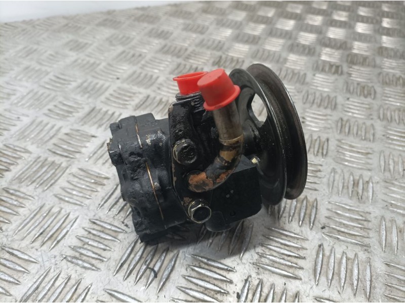 Recambio de bomba direccion para ssangyong family referencia OEM IAM   SIN REFERENCIA