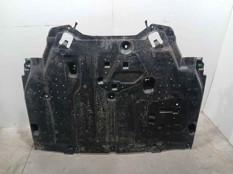 Recambio de cubrecarter para jeep avenger (j2) electric referencia OEM IAM 9847060580 DELANTERO PARTE BAJA COCHE TOCADO