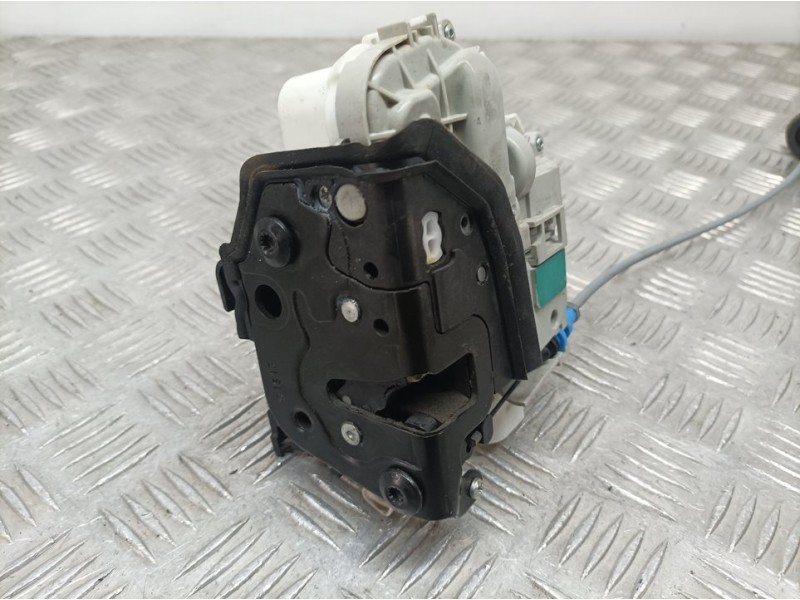 Recambio de cerradura puerta delantera izquierda para audi q2 (gab) 30 tfsi design referencia OEM IAM 8X1837015C  ELECTRICA 6 PI