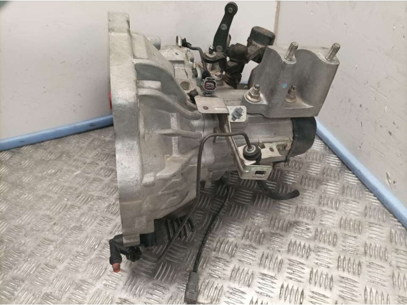 Recambio de caja cambios para mazda 2 lim. (de) 1.3 active (5-ptas.) (55kw) referencia OEM IAM 8TH0607382 FC140 5 VELOCIDADES