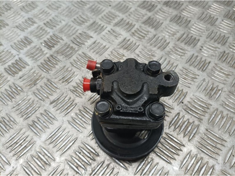 Recambio de bomba direccion para ssangyong family referencia OEM IAM   SIN REFERENCIA