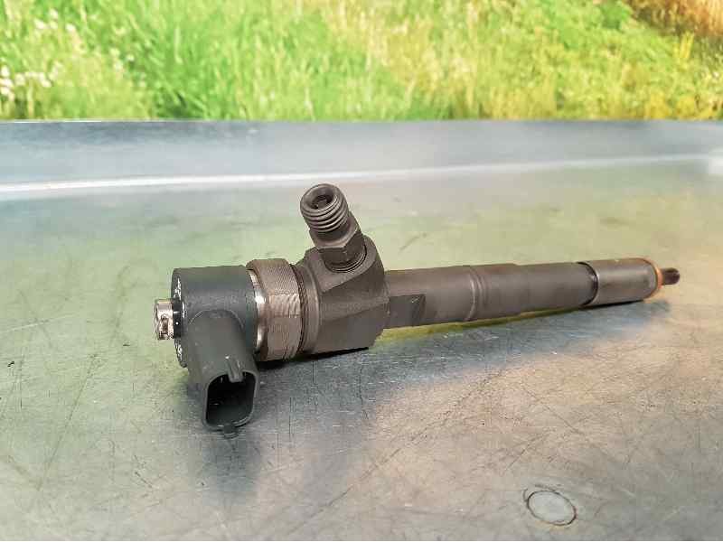 Recambio de inyector para opel insignia berlina 2.0 16v cdti referencia OEM IAM 445110327  BOSCH