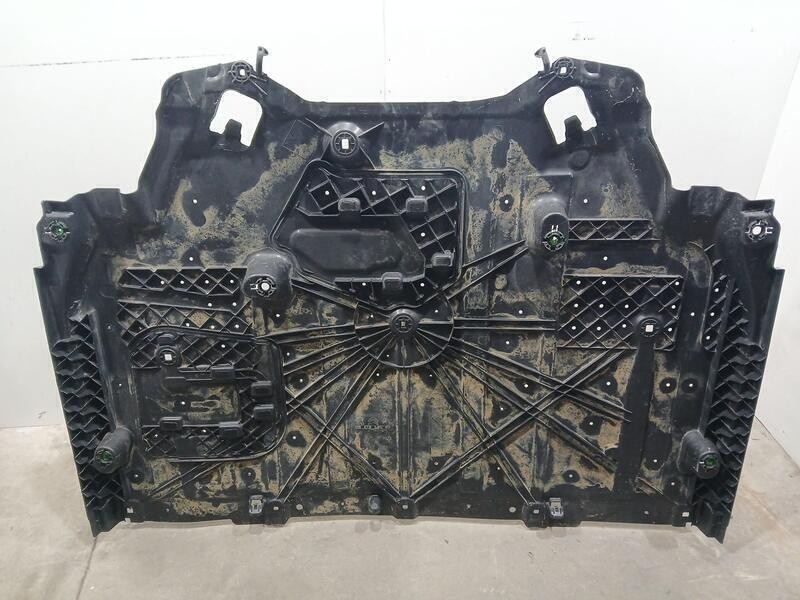 Recambio de cubrecarter para jeep avenger (j2) electric referencia OEM IAM 9847060580 DELANTERO PARTE BAJA COCHE TOCADO