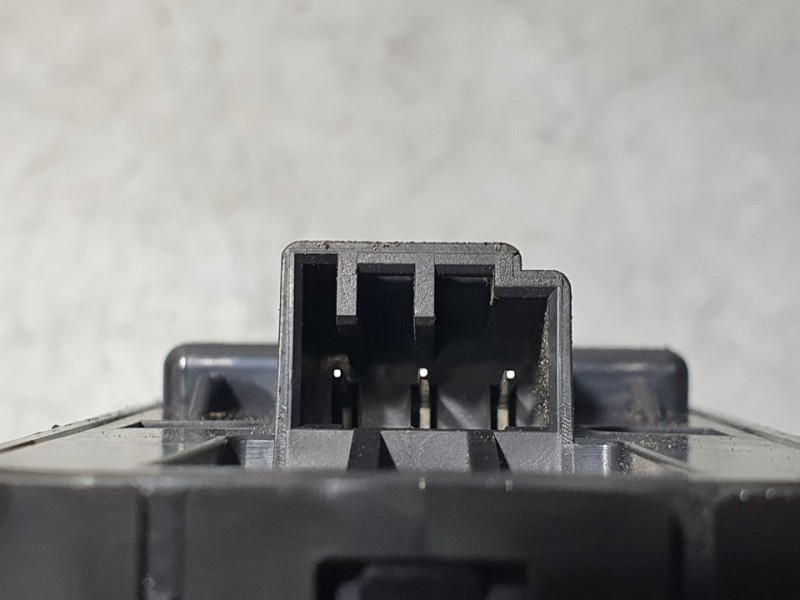 Recambio de mando elevalunas delantero izquierdo para land rover range rover sport hse referencia OEM IAM AH2214540AC  