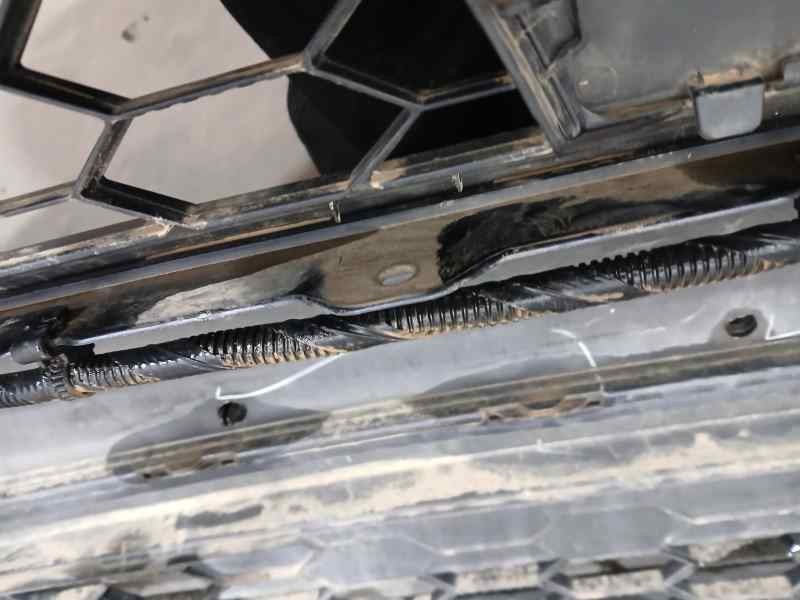 Recambio de paragolpes delantero para honda cr-v elegance hybrid 2wd referencia OEM IAM 71100TNYG30ZH  ROZADO FALTA UN DIFUSOR F