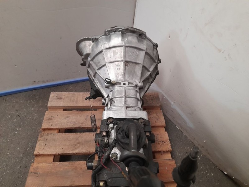 Recambio de caja cambios para ssangyong family referencia OEM IAM F94050026  5VELOCIDADES