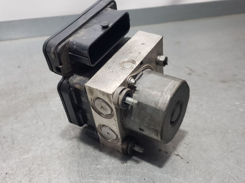 Recambio de abs para volkswagen polo (6r1) advance referencia OEM IAM 6R0614517AJ 269576 BOSCH