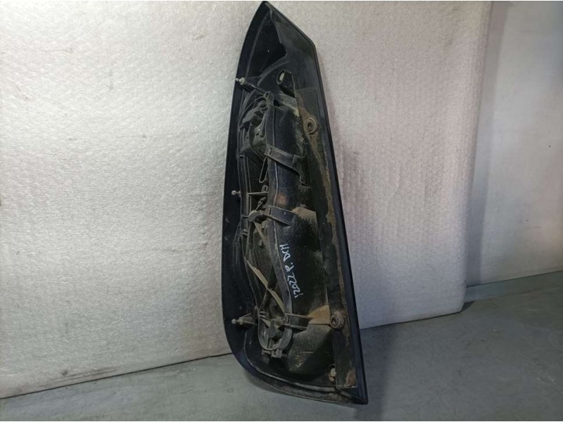 Recambio de piloto trasero derecho para smart forfour básico (70kw) referencia OEM IAM A4548200664  