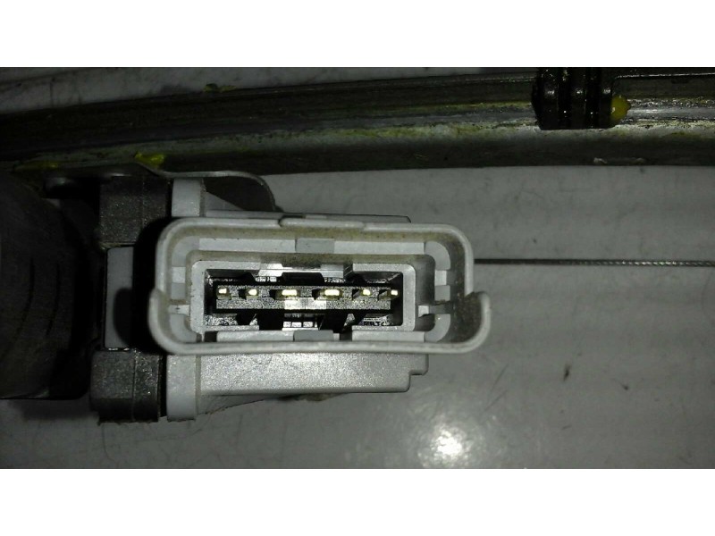 Recambio de elevalunas delantero derecho para citroën c3 1.4 hdi exclusive referencia OEM IAM 9222N6 6 PINS ELECTRICO