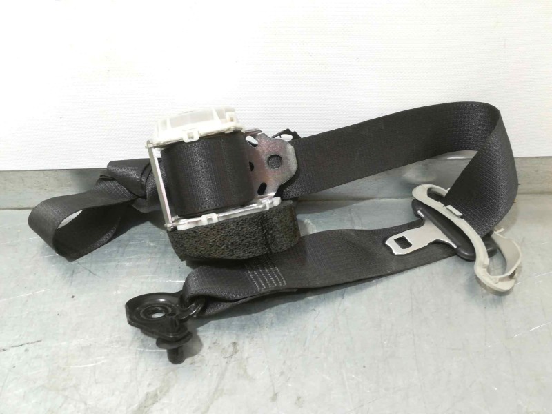 Recambio de cinturon seguridad trasero izquierdo para toyota yaris active hybrid referencia OEM IAM   