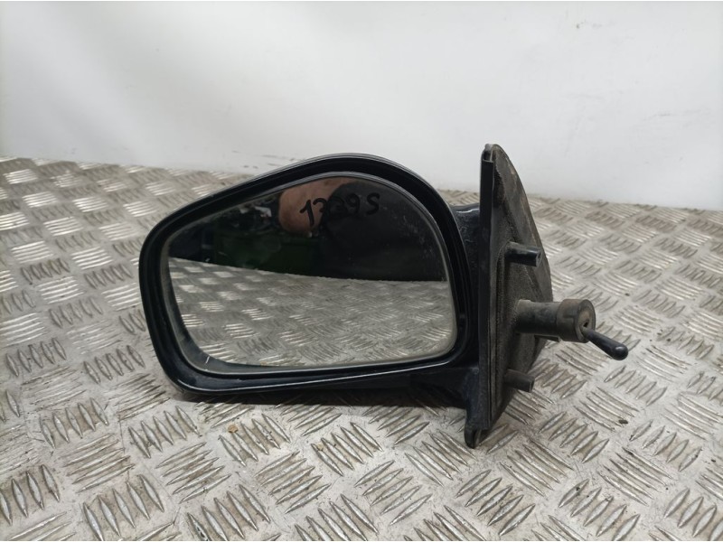 Recambio de retrovisor izquierdo para ssangyong family referencia OEM IAM   C/MANDO MANDO NO FUNCIONA
