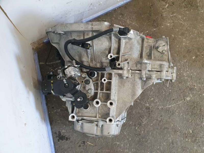 Recambio de caja cambios para kia ceed business referencia OEM IAM ZG11HJ 190468 6VELOCIDADES