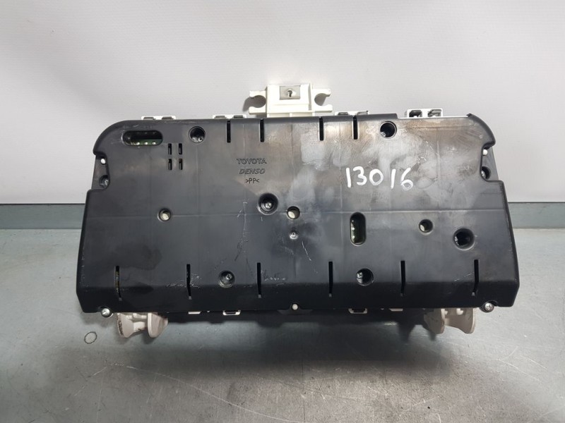 Recambio de cuadro instrumentos para toyota corolla verso (r1) 2.2 d-4d luna referencia OEM IAM 838000F091 MB2574308260 DENSO