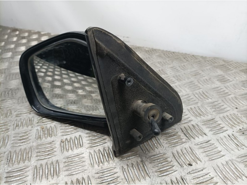 Recambio de retrovisor izquierdo para ssangyong family referencia OEM IAM   C/MANDO MANDO NO FUNCIONA