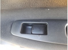 Recambio de mando elevalunas trasero derecho para nissan qashqai i (j10, nj10) 1.5 dci referencia OEM IAM 25411BR00A  