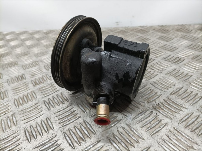 Recambio de bomba direccion para fiat punto berl. (176) 60 sx referencia OEM IAM 46413332 26044892FA 