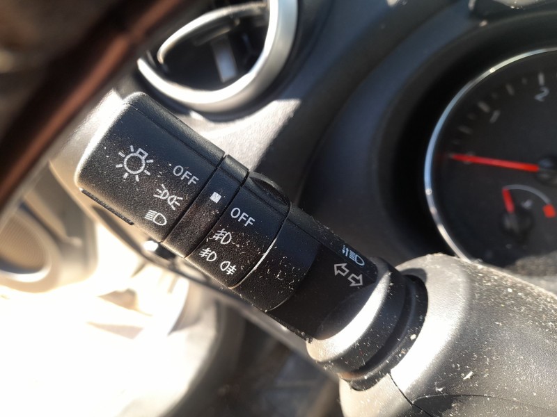 Recambio de mando luces y limpia para nissan qashqai i (j10, nj10) 1.5 dci referencia OEM IAM 25540JD00A  25540JD00A LUCES  2526