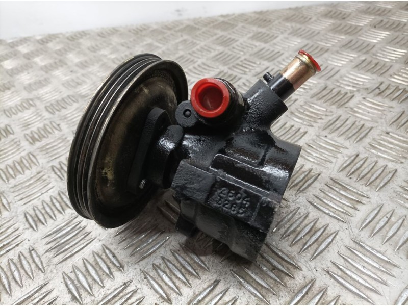 Recambio de bomba direccion para fiat punto berl. (176) 60 sx referencia OEM IAM 46413332 26044892FA 