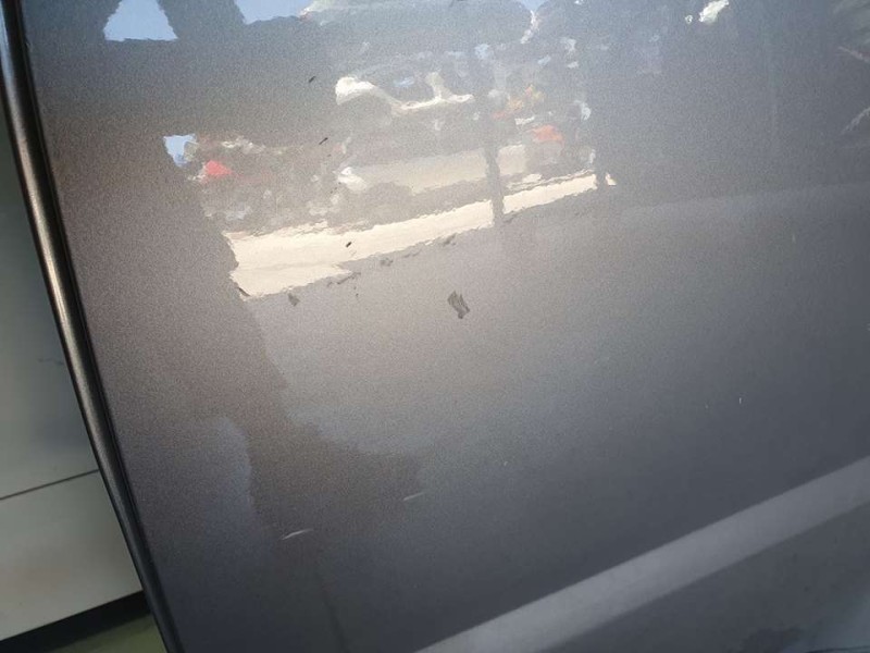 Recambio de puerta trasera izquierda para land rover range rover sport hse referencia OEM IAM BFA790090  TOCADA