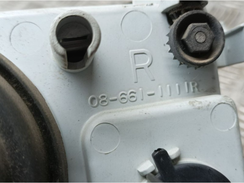 Recambio de faro derecho para fiat punto berl. (176) 60 sx referencia OEM IAM 086611111R  