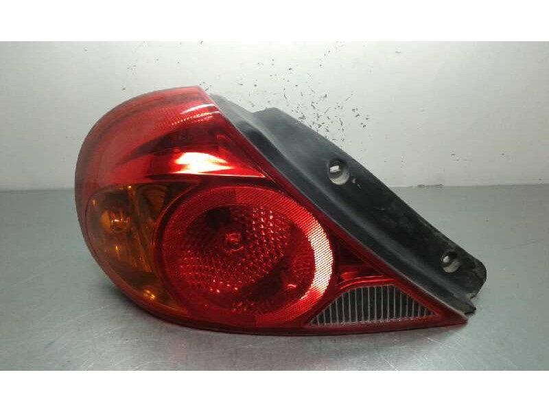 Recambio de piloto trasero izquierdo para kia sephia ll básico referencia OEM IAM   