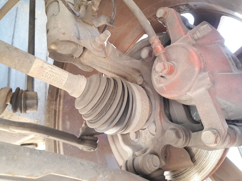 Recambio de mangueta delantera izquierda para nissan qashqai i (j10, nj10) 1.5 dci referencia OEM IAM 40015JD000  