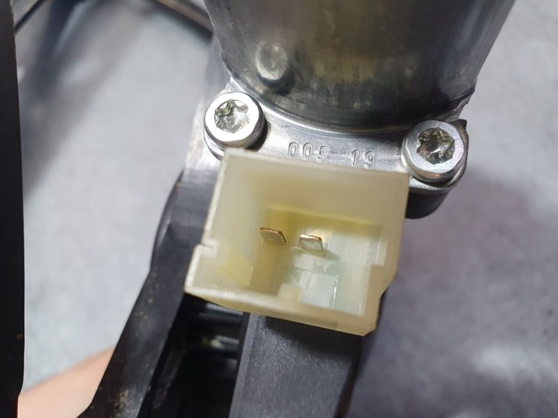 Recambio de elevalunas delantero derecho para audi q2 (gab) 30 tfsi design referencia OEM IAM 81A837462 4BWA001 HILEX ELECTRICO 