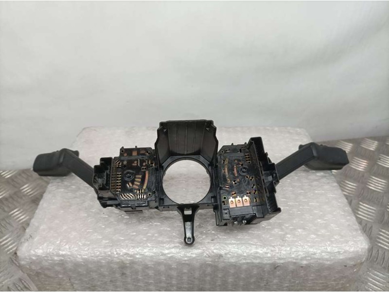 Recambio de mando luces y limpia para skoda fabia 1.0 mpi referencia OEM IAM 5C0953501H  