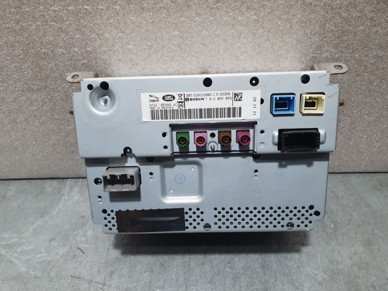 Recambio de sistema navegacion gps para land rover range rover sport hse referencia OEM IAM DH3210E889AC 7612055059 BOSCH