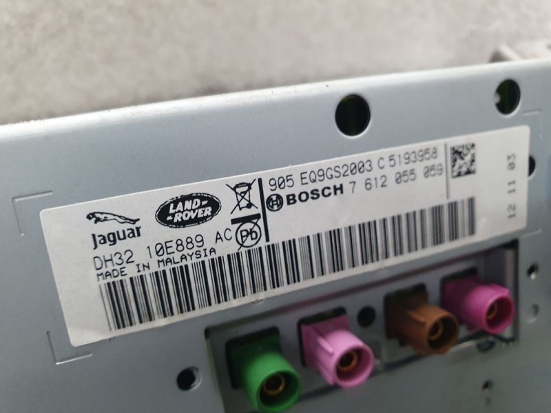 Recambio de sistema navegacion gps para land rover range rover sport hse referencia OEM IAM DH3210E889AC 7612055059 BOSCH