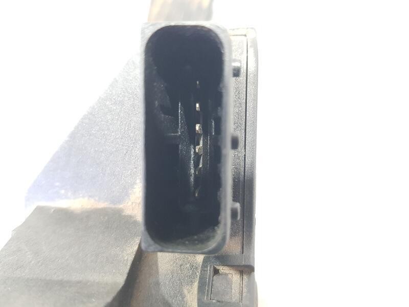 Recambio de potenciometro pedal para opel corsa d selective referencia OEM IAM 13305804  