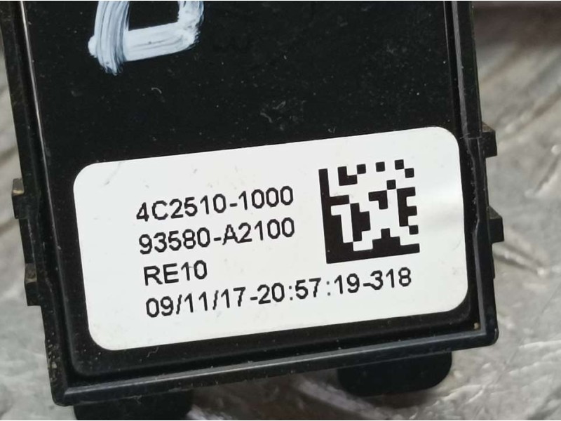 Recambio de mando elevalunas delantero derecho para kia ceed business referencia OEM IAM 93580A2100  