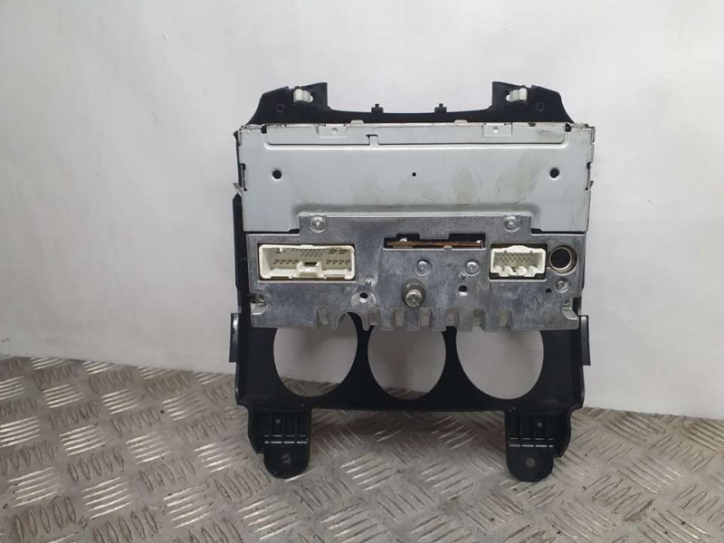 Recambio de sistema audio / radio cd para mazda 2 lim. (de) 1.3 active (5-ptas.) (55kw) referencia OEM IAM 14797629 DF7466AR0 
