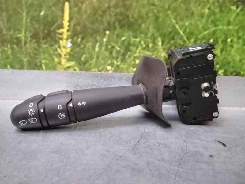 Recambio de mando luces para renault clio ii fase ii (b/cb0) 1.5 dci diesel referencia OEM IAM   VALEO