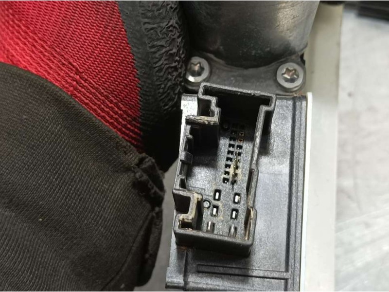 Recambio de elevalunas delantero derecho para seat ibiza (kj1) style go referencia OEM IAM 6F0837462D  ELECTRICO