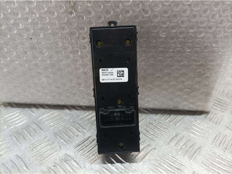 Recambio de mando elevalunas delantero izquierdo para kia ceed business referencia OEM IAM 93570A2200 4C24901000 