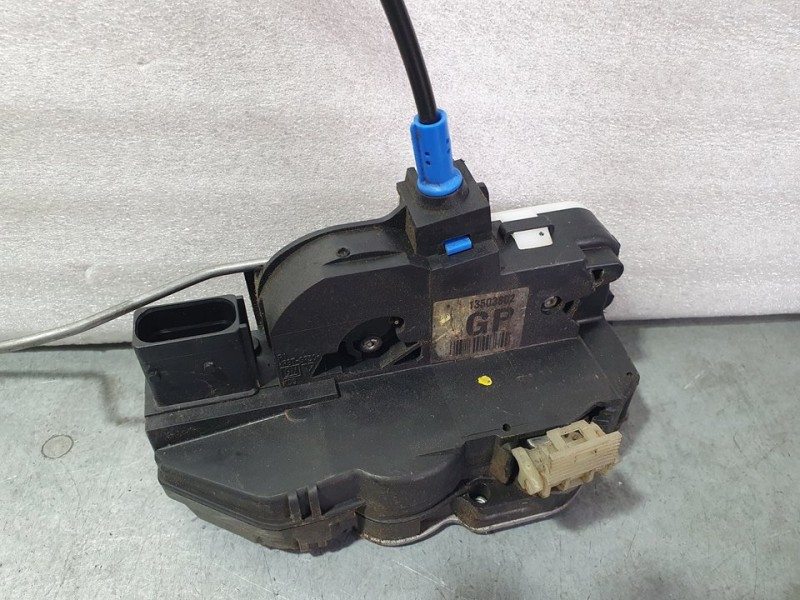 Recambio de cerradura puerta delantera derecha para opel astra j lim. cosmo referencia OEM IAM 13503802  6 PINES