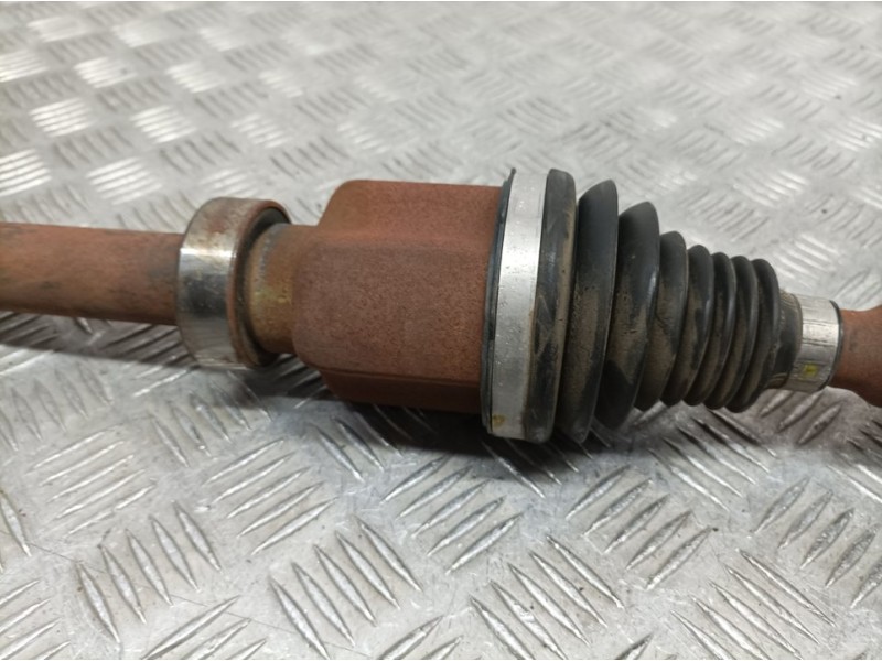 Recambio de transmision delantera derecha para renault megane iv berlina 5p intens referencia OEM IAM 391008707R  