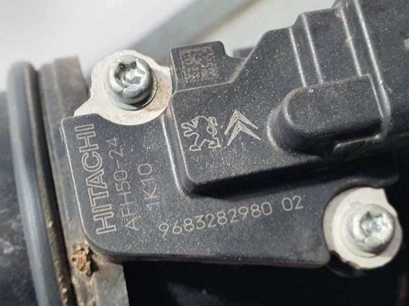 Recambio de caudalimetro para citroën c3 business referencia OEM IAM 9683282980 AFH5024 HITACHI