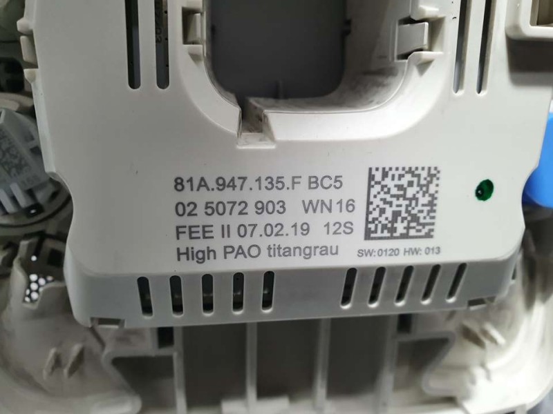 Recambio de luz interior para audi q2 (gab) 30 tfsi design referencia OEM IAM 81A947135F  