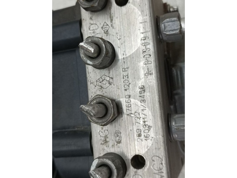 Recambio de abs para dacia sandero stepway referencia OEM IAM 476601203R 269722 